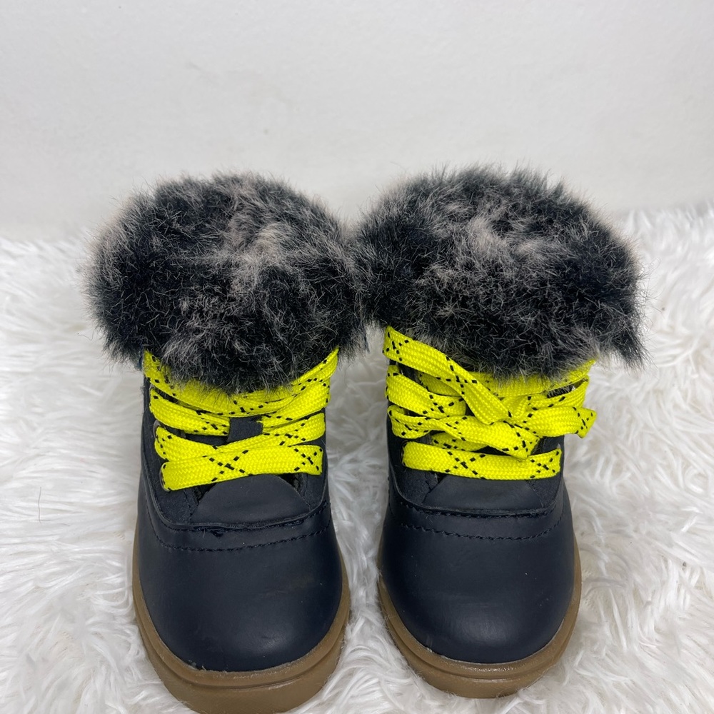 BRAND NEW , kid walker boot